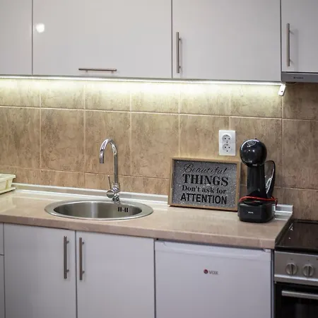 Nikola Apartmán