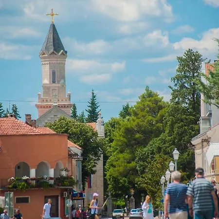 アパート Nikola *