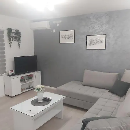 Nikola * Trebinje